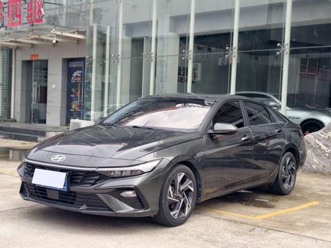 Hyundai Elantra 2023