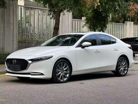 Mazda 3 Axela 2023