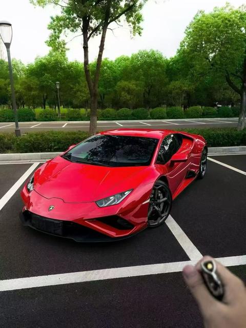 Lamborghini Huracan 2020