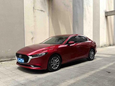 Mazda 3 Axela 2022