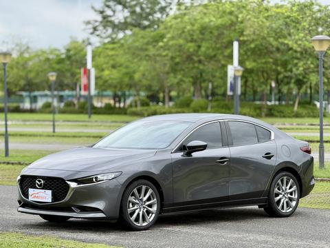 Mazda 3 Axela 2021