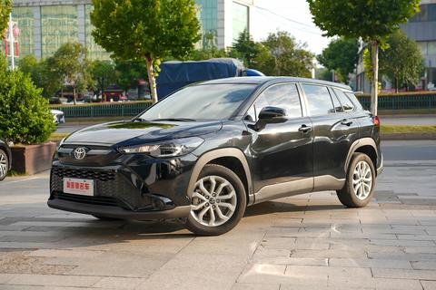 Toyota Frontlander 2023