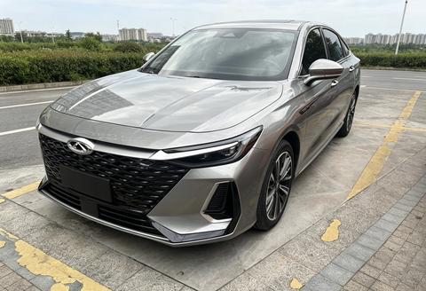 Chery Arrizo 8 2024