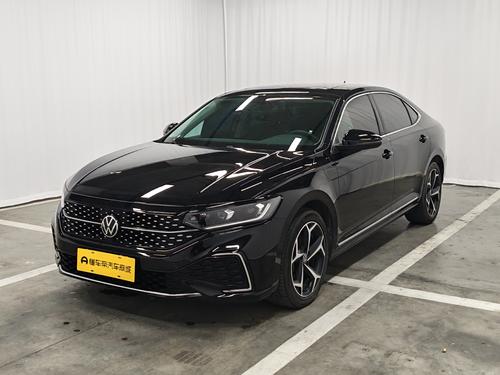 Volkswagen Passat 2025