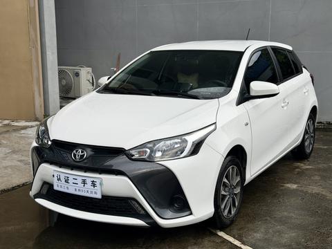 Toyota Yaris L 2022