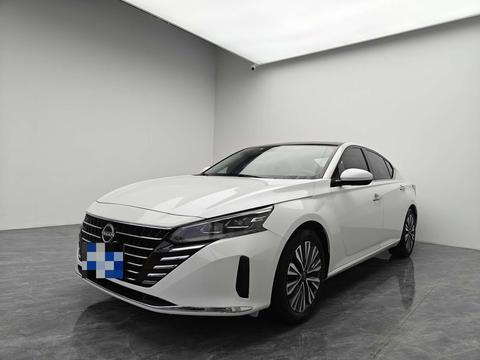 Nissan Teana 2022
