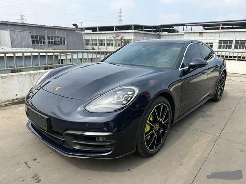 Porsche Panamera 2022