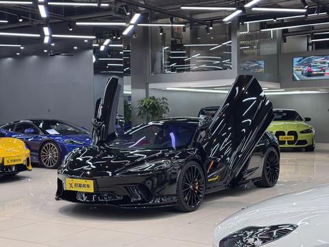McLaren GT 2023