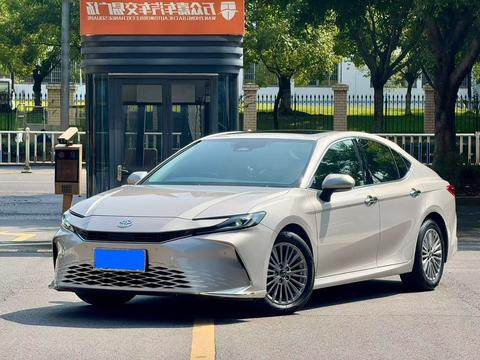 Toyota Camry 2024