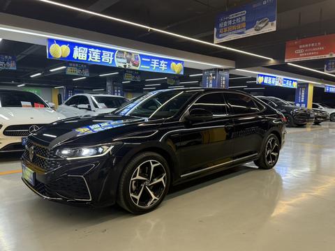 Volkswagen Passat 2024