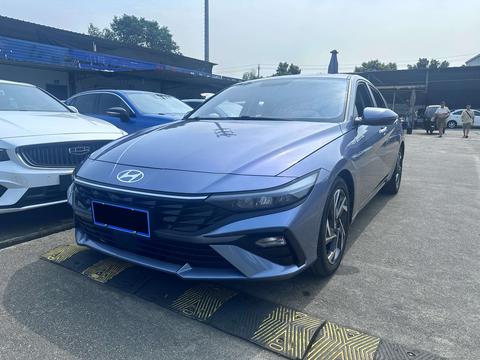 Hyundai Elantra 2023