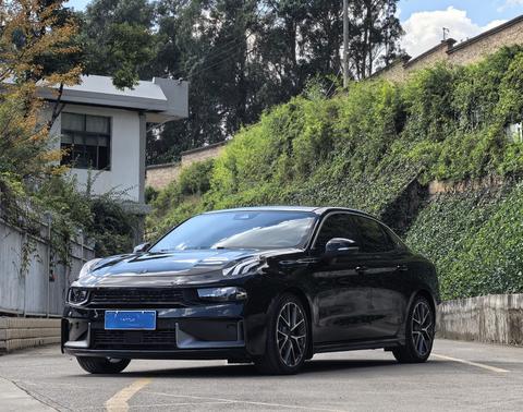 Lynk & Co 03 2022