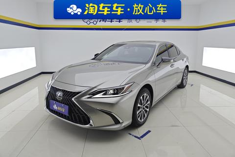 Lexus ES 2022