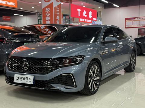 Volkswagen Passat 2022