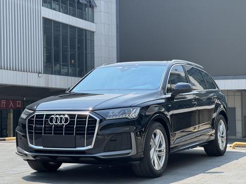 Audi Q7 2024