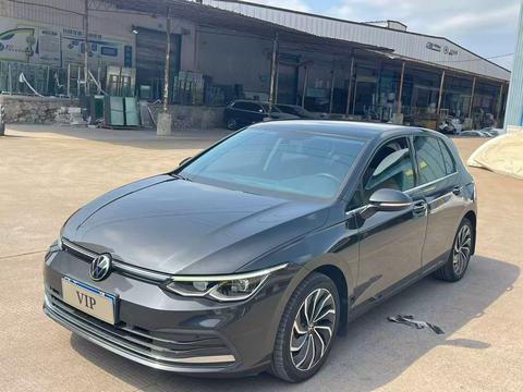 Volkswagen Golf 2021