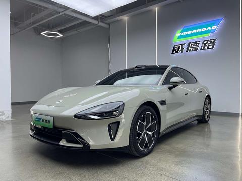 Xiaomi SU7 2024