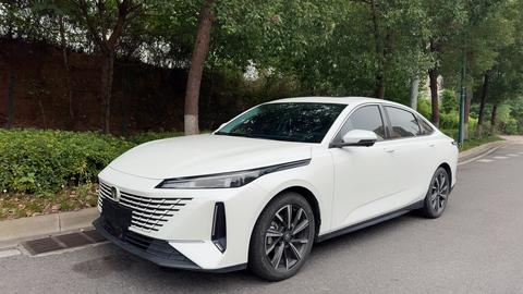 Changan Lamore 2023
