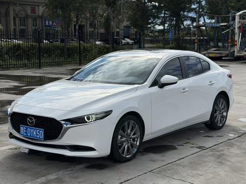 Mazda 3 Axela 2023