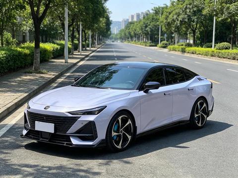 Changan UNI-V 2022