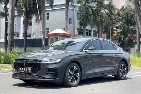 Lincoln Z 2022