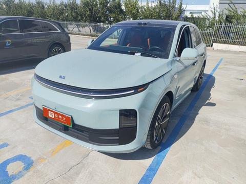 Li Auto L6 2025