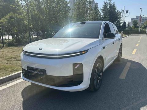 Li Auto L6 2025