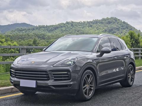 Porsche Cayenne 2022