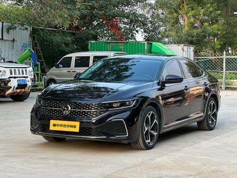 Volkswagen Passat 2023