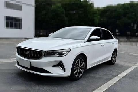 Geely Emgrand 2022