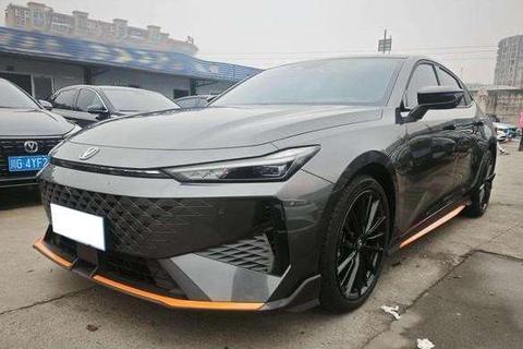 Changan UNI-V 2024