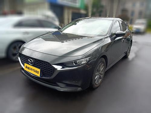 Mazda 3 Axela 2022