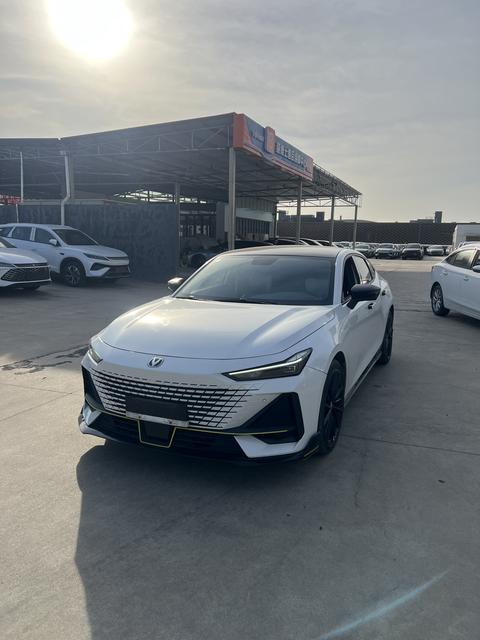 Changan UNI-V 2022