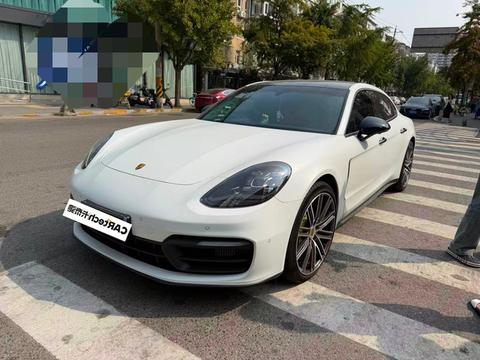Porsche Panamera 2023
