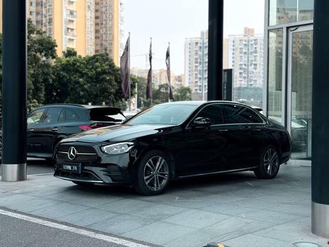 Mercedes-Benz E-Class 2022