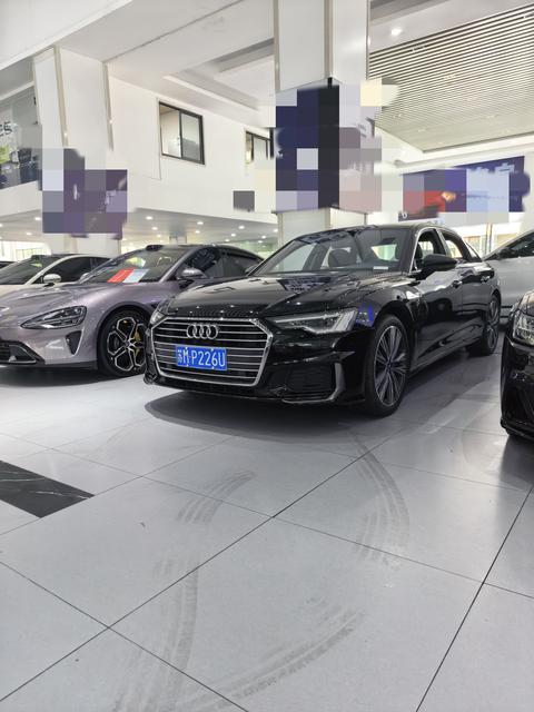 Audi A6L 2022