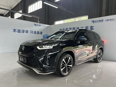 Toyota Crown Kluger 2022