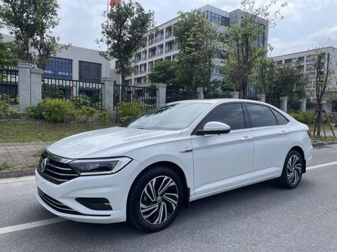 Volkswagen Sagitar 2022