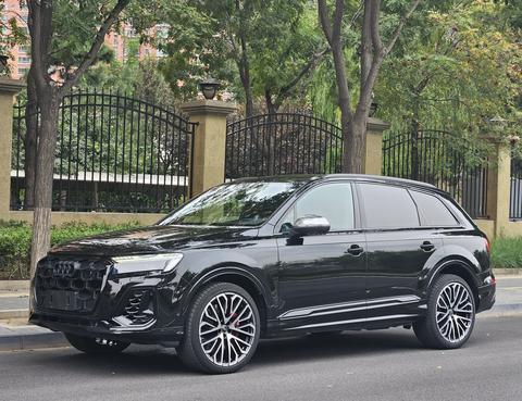 Audi SQ7 2024