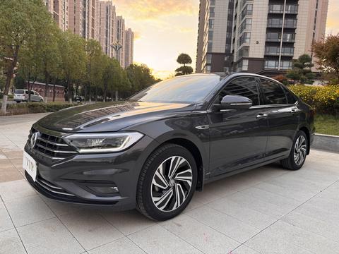 Volkswagen Sagitar 2021