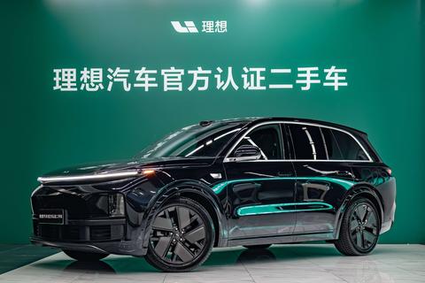 Li Auto L8 2025