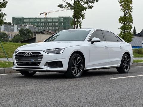 Audi A4L 2021