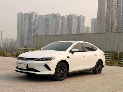 BYD Qin PLUS EV 2025
