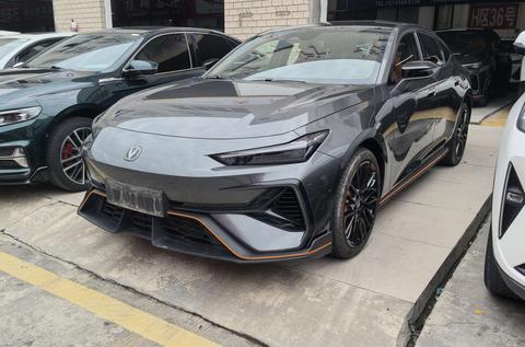 Changan UNI-V 2025