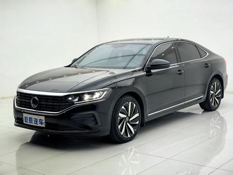 Volkswagen Passat 2024