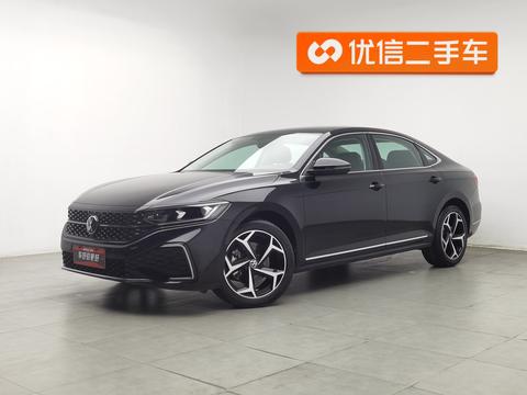 Volkswagen Passat 2025
