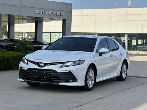 Toyota Camry 2021