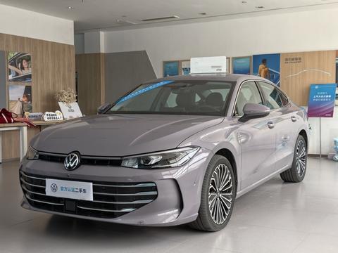 Volkswagen Passat 2025