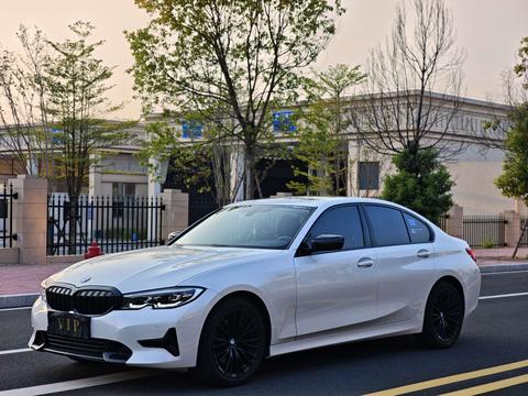 BMW 3 Series 2022
