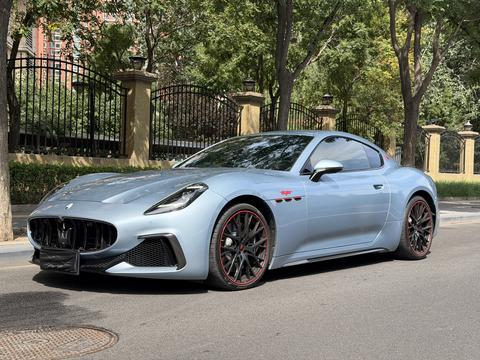 Maserati GranTurismo 2024